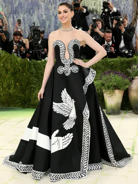Anne Hathaway